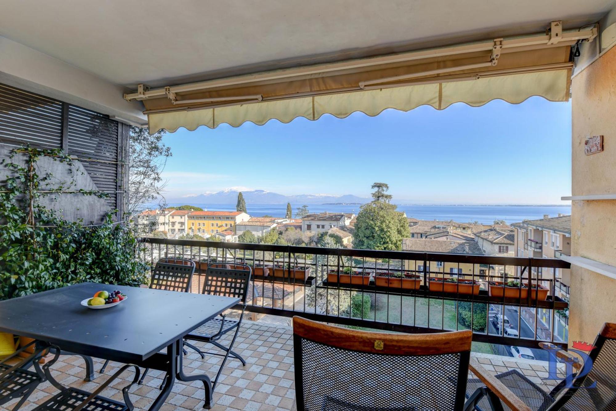 Desenzanoloft Official Partner Marriott Homes & Villas -Ciao Lago Family Apartment Ντεζεντσάνο ντελ Γκάρντα Εξωτερικό φωτογραφία